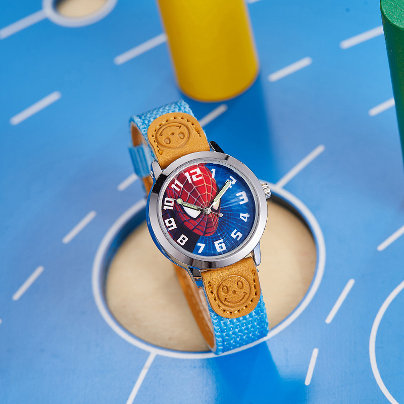 하늘색 나일론 스트랩