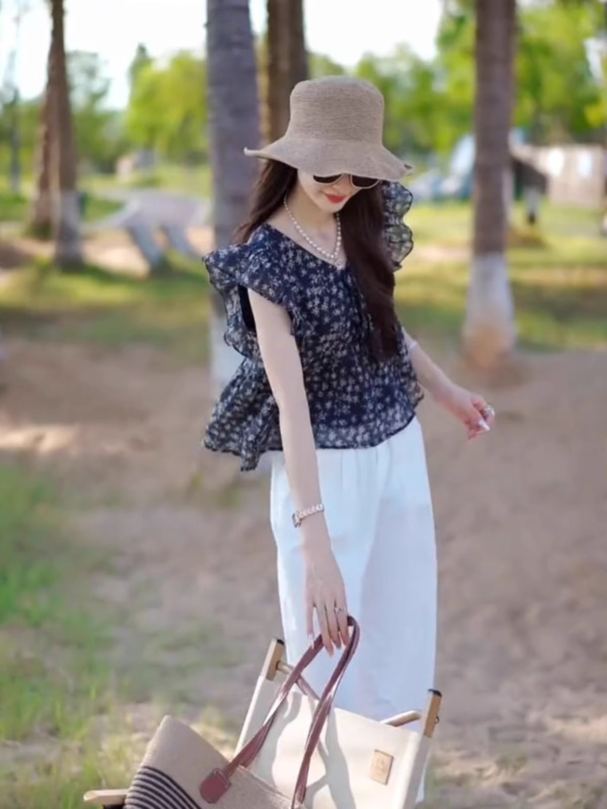 Áo hai dây nữ tay bèo họa tiết hoa nhí chất voan kiểu Pháp — Màu xanh lam nhạt chi tiết 10