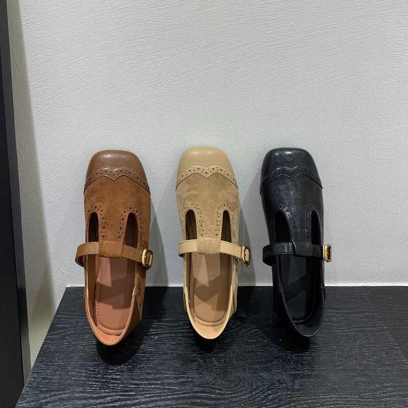 2026 Spring New Style Women's Mary Jane Shoes with Skirt, Vintage Brown Square-Toed Flat Soft-Soled Leather Shoes 2026 Spring New Style Women's Mary Jane Shoes with Skirt, Vintage Brown Square-Toed Flat Soft-Soled Leather Shoes