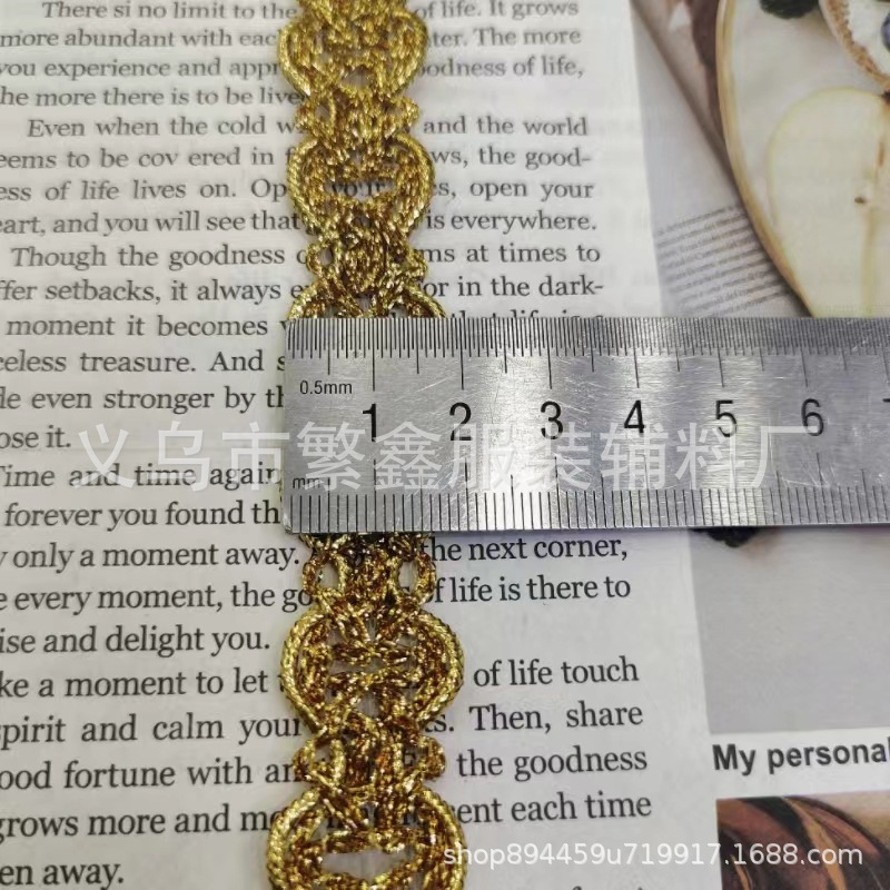 Suministro directo de fábrica de nuevo estilo de encaje de seda de oro y plata, encaje ondulado, cinturón de estilo étnico, accesorios de vestir en stock