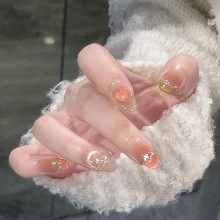 [Magic Girl] Handmade Wearable Nails Pure Desire Autumn and Winter Manicure High-End Whitening Nails Short Cat Eye Nails