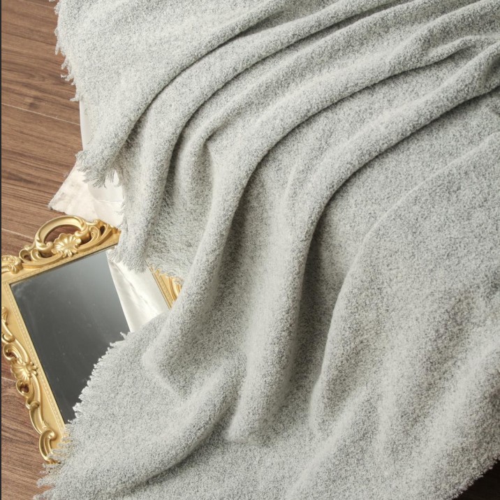 Woolen duvet, cloak, increased thickness