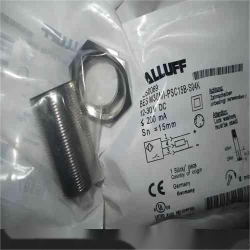 德国巴鲁夫BALLUFF接近开关BESM30MI8-PSC15B-S04K大量库存
