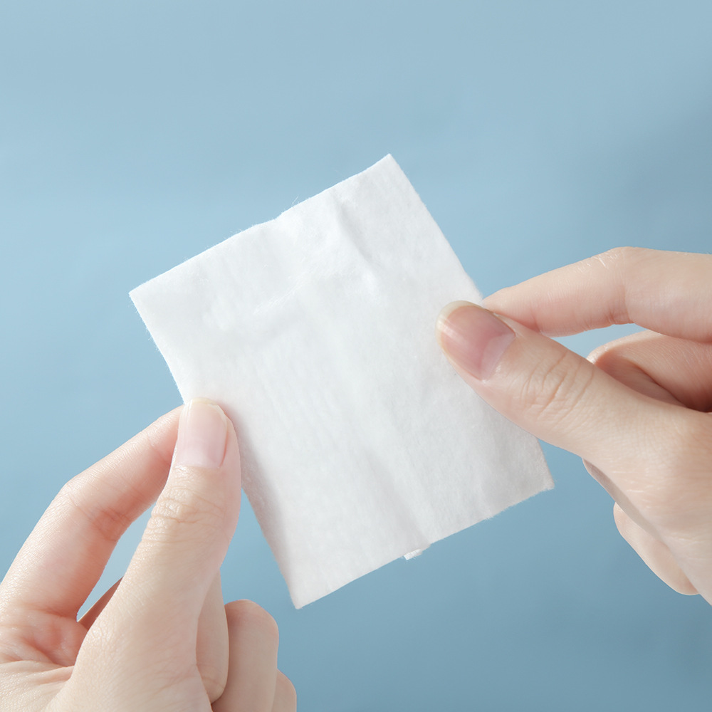 Fabricantes de salón de belleza bordado cuadrado algodón desechable algodón de lavado de uñas algodón de limpieza de uñas al por mayor