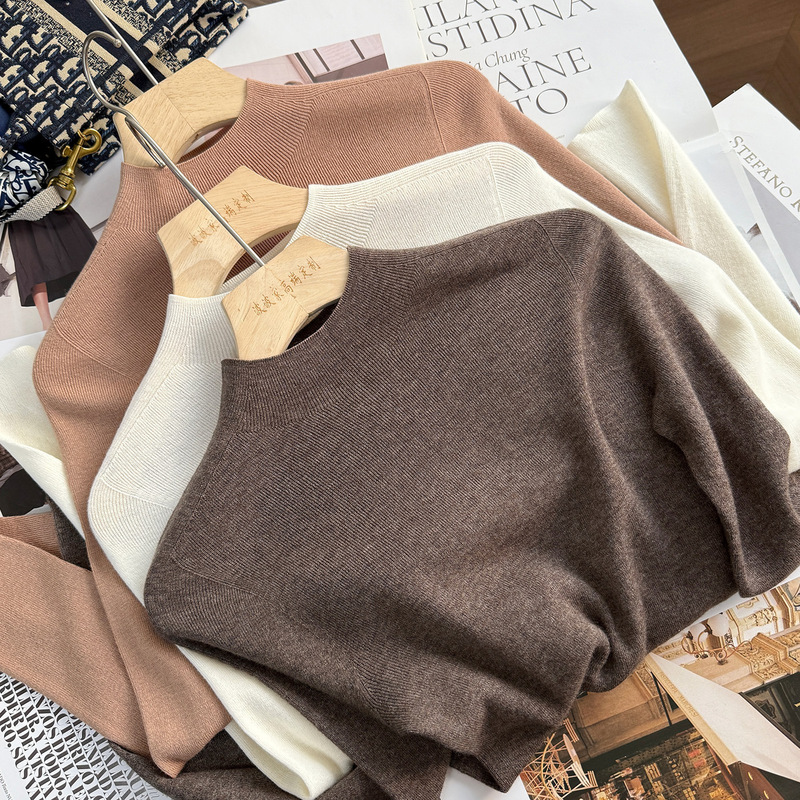 True Seamless One-Piece Super Cashmere Knitwear Autumn and Winter Machine Washable Half Turtleneck Wool Knitwear Bottoming Knitwear for Women