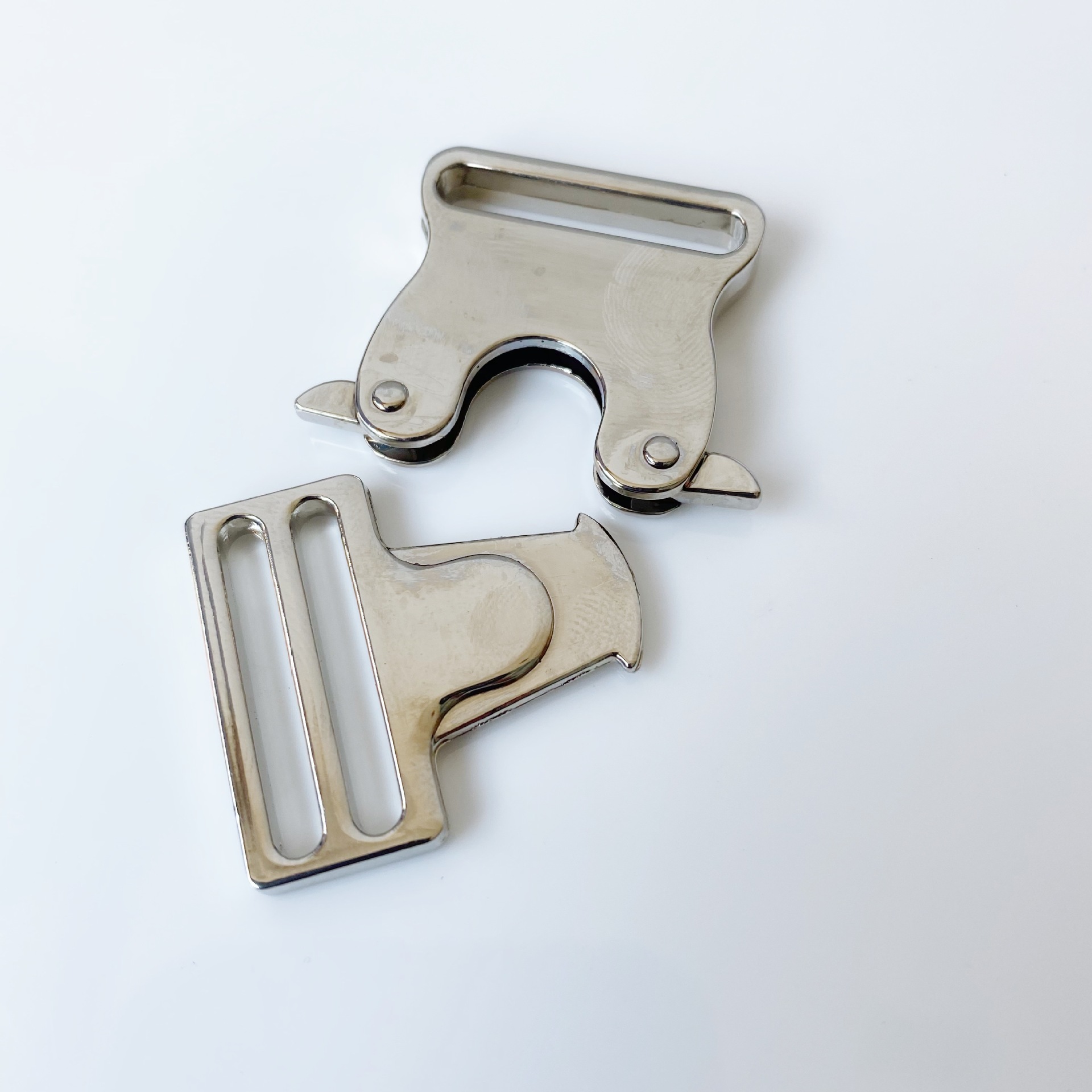 Wholesale bag hardware accessories metal buckle buckle one inch alloy buckle buckle