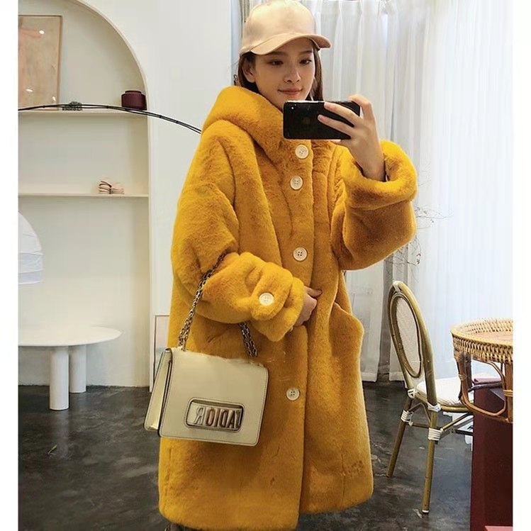 2021 Autumn and winter Mink cashmere Mid length version Hooded leather and fur overcoat Korean Edition Easy thickening keep warm lady coat