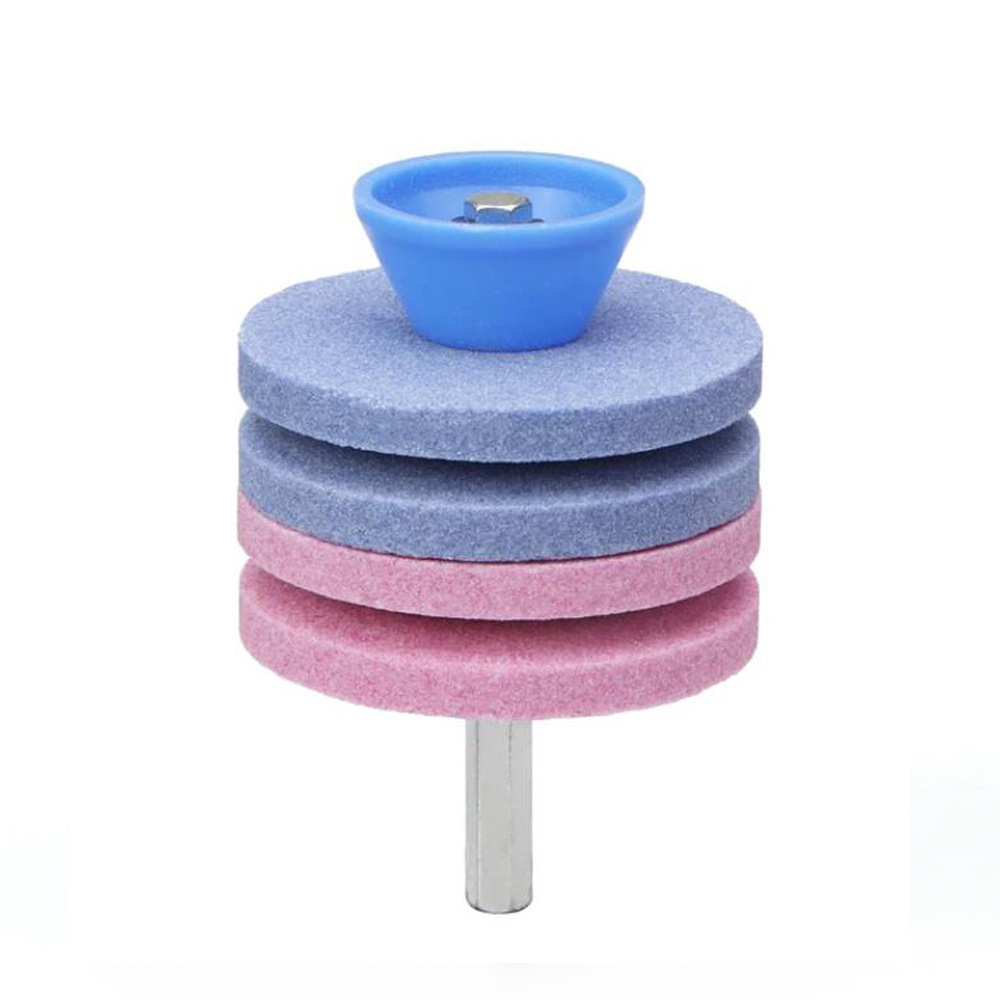 4 층의 백석 (파란색과 핑크)