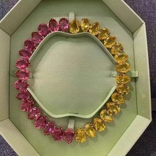 �W����ˮ�����CŮ�����и�״�СȦ���|�ۂH���hõ���Y�����l