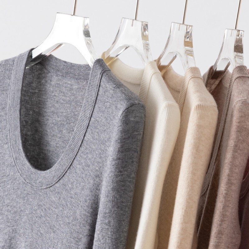 Fine-Spun 100 Fine Wool Low U-Neck Knitted Bottoming Shirt for Women, Slim Fit, Simple Work Clothing Thin Sweater with Korean Style Inside