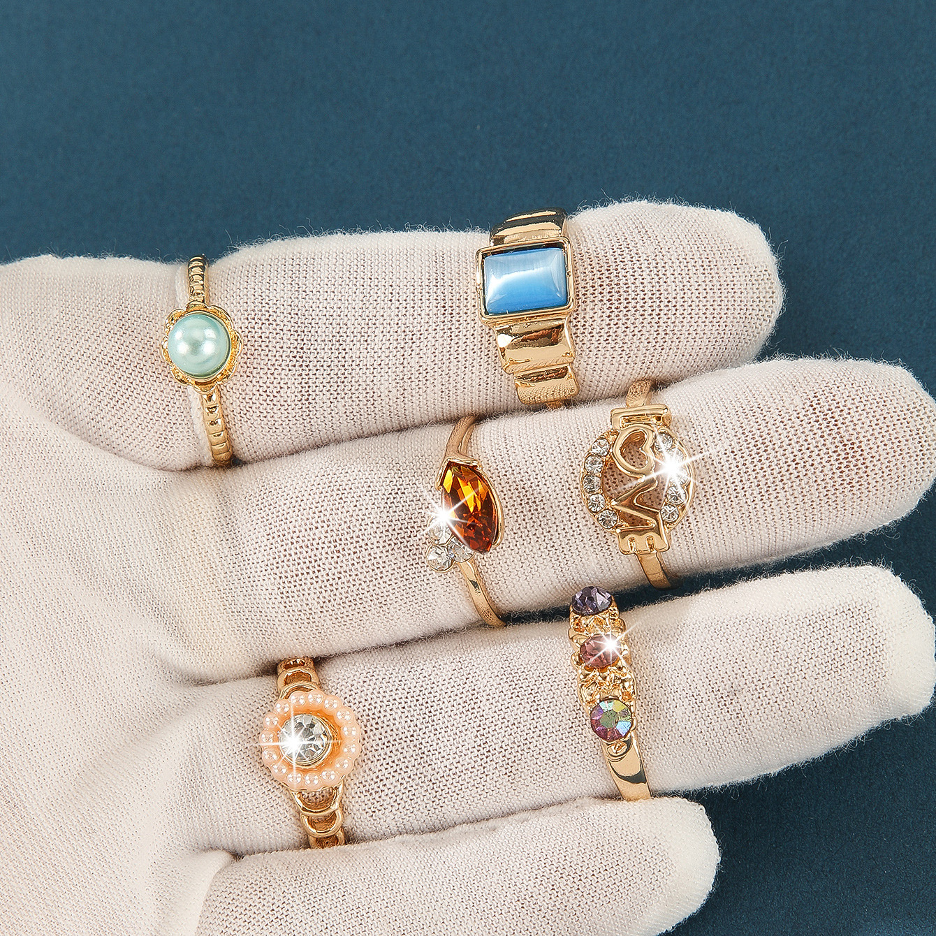 Ensemble de bagues fantaisie à fleurs colorées avec diamants_voghion.com
