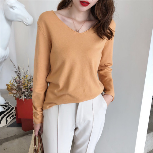 Women's thin V-neck knit sweater for layering, loose and versatile, large size base top