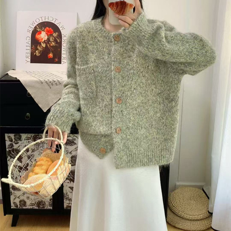 温柔风高级感复古纯色毛衣开衫女秋冬外穿软糯宽松慵懒风针织外套|undefined