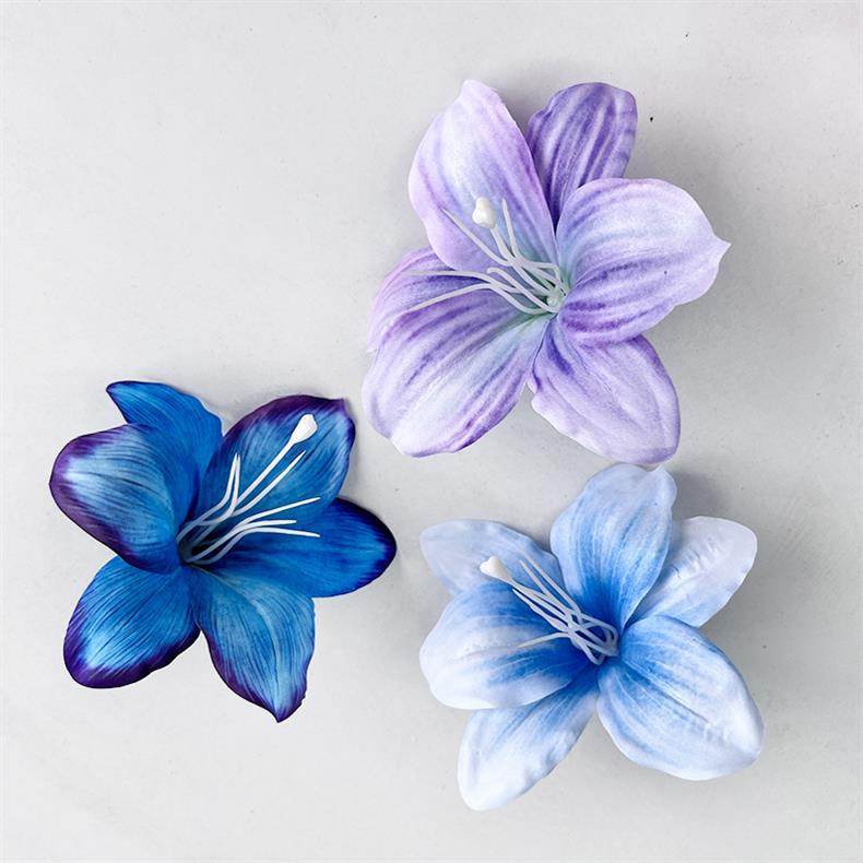 Simulación Hemerocallis lirio flor accesorios de bricolaje flores de seda accesorios de tiro con cabeza de flor flor de celebración de boda pieza hecha a mano de una sola cabeza