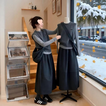 早春搭配一整套大码胖mm打底衫针织马甲花苞半身裙巨好看三件套女