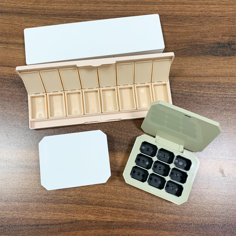 Nine-Square Grids Square Plate Pat Glue Small Capacity Eye Shadow Nail Polish Solid Nail Polish Glue Box Portable Plastic Makeup Packaging Nine-Square Grids Square Plate Pat Glue Small Capacity Eye Shadow Nail Polish Solid Nail Polish Glue Box Portable Plastic Makeup Packaging