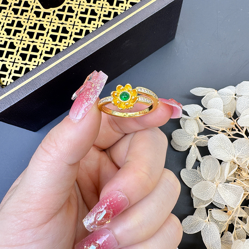 Gufa Sha oro micro flor anillo pétalos de latón dorado estilo nacional retro joyas Yiwu accesorios al por mayor
