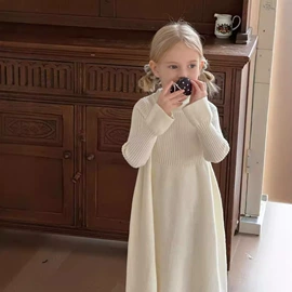 童裤;童连衣裙;童套装