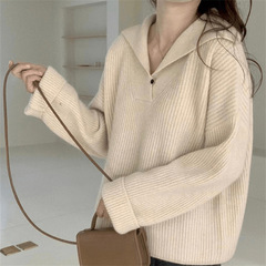 香港の味の新型のセーターの女性のデザイン感のpolo襟のニットの頭をかぶせます。