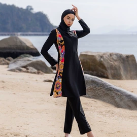 连体泳衣;比基尼;三件套泳装