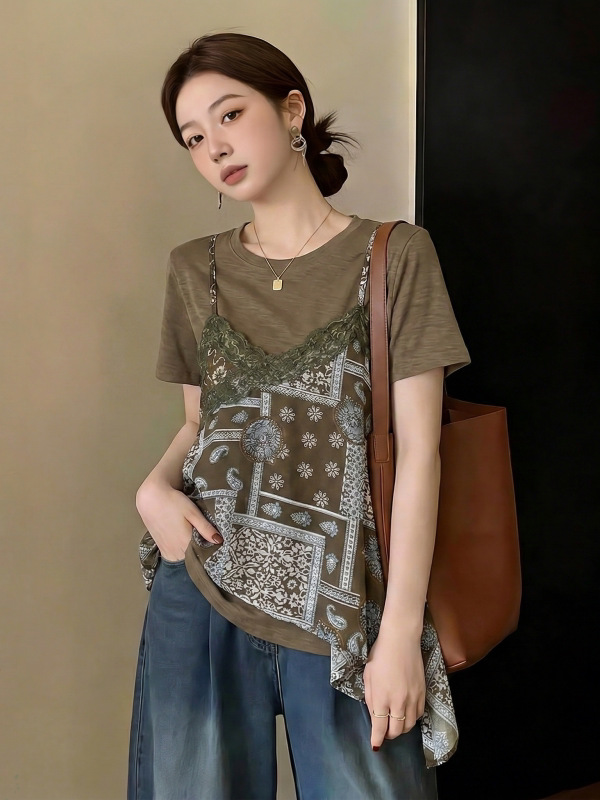 Áo thun ngắn tay nữ phối hai lớp cổ tròn, dáng suông không đối xứng, form rộng thoải mái — Cà phê xanh