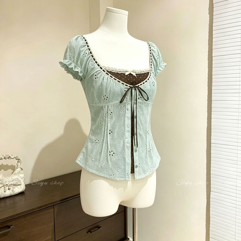 Cross-border summer new design puff sleeve hollow-out spliced fake two-piece shirt for plus-size women, loose fit, large size Cross-border summer new design puff sleeve hollow-out spliced fake two-piece shirt for plus-size women, loose fit, large size