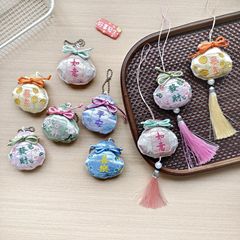 新しい中国風の布綿入り福袋タッセルペンダントガーリーハートチャイナドレス漢服アクセサリーカーペンダント小さなギフト