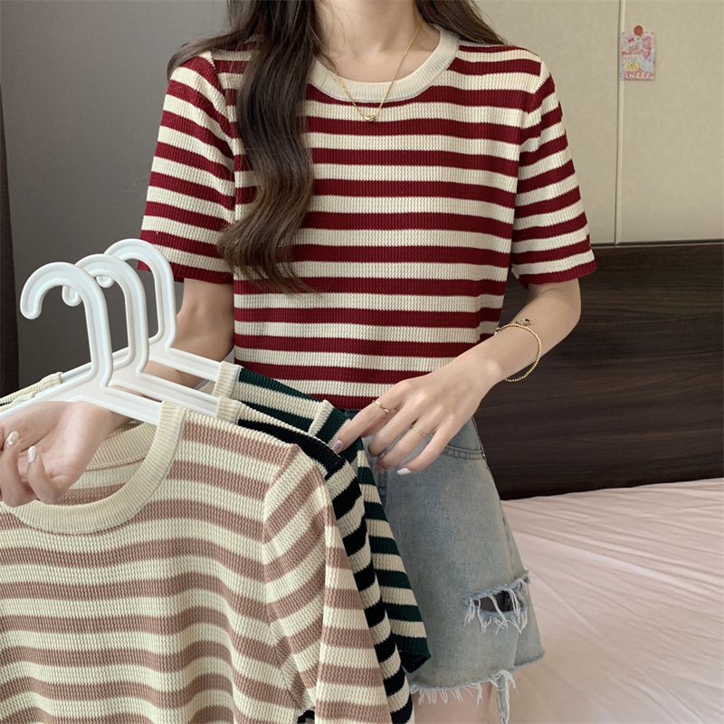 Summer retro knitted design thin base body-friendly sweater