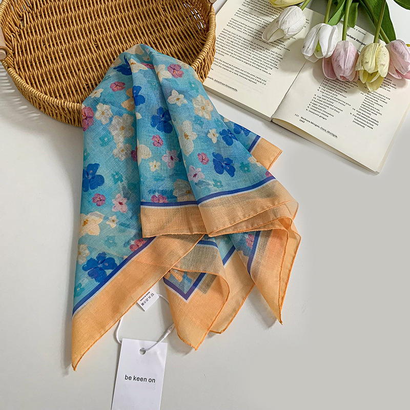 Pañuelo floral, estilo pastoral femenino de verano, nuevo estilo, bufanda fresca, bufanda de seda, bufanda cuadrada pequeña, bufanda de cuello de sentido avanzado