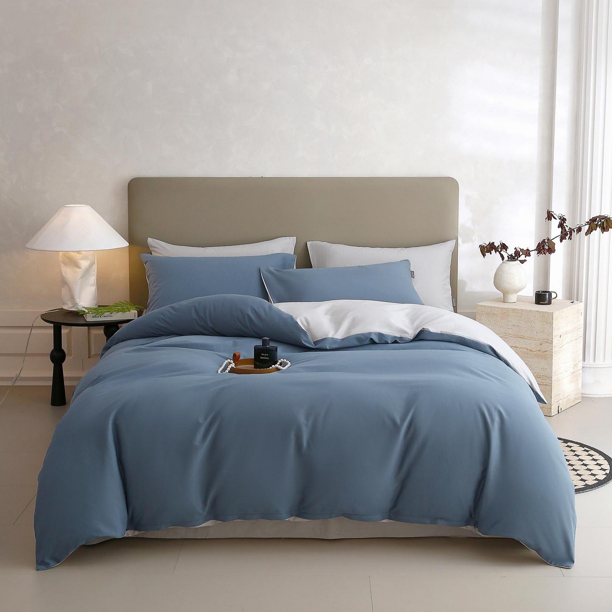 Algodón simple de cuatro piezas, una clase de madres y bebés, cuatro piezas, 100 piezas, cuatro piezas más gruesas, lujo ligero, sensación de alta calidad.