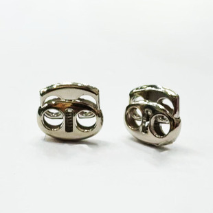 ����ִ��������5mm�׿�ˮͰ���K���L����s��Ƥ���玧�{����