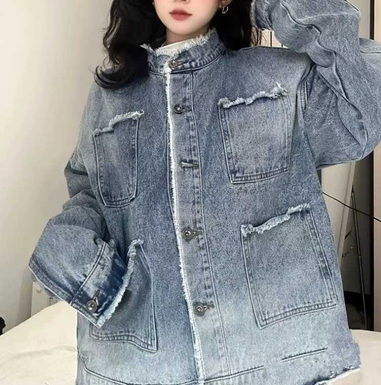Куртка в стиле Америки с декоративной ретро- Denim осень, тренд сезона в полоску