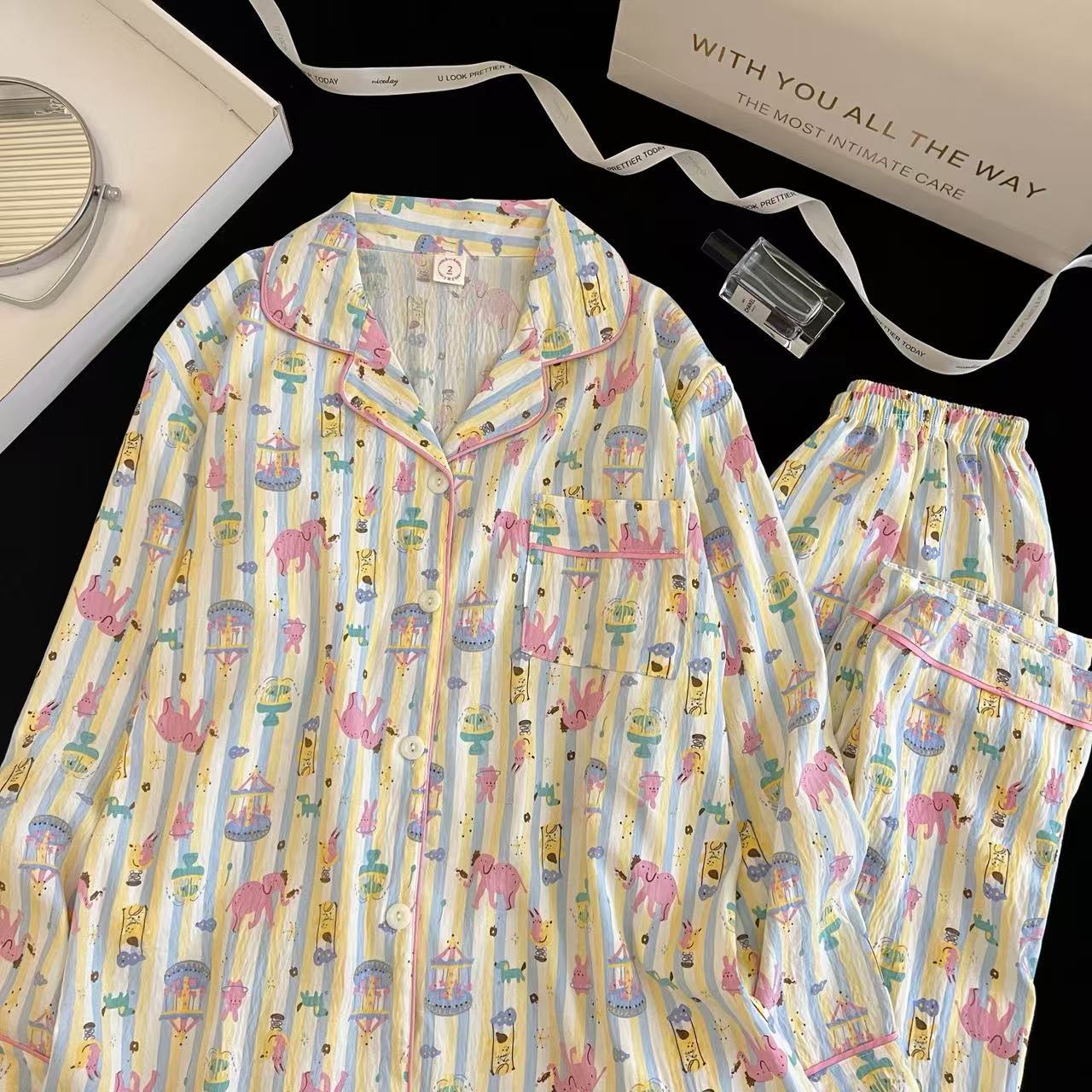 Nube transfronteriza pijama de algodón crayón de mujer pequeño nuevo otoño pantalones de manga larga lindos dibujos animados ropa de casa se puede usar fuera