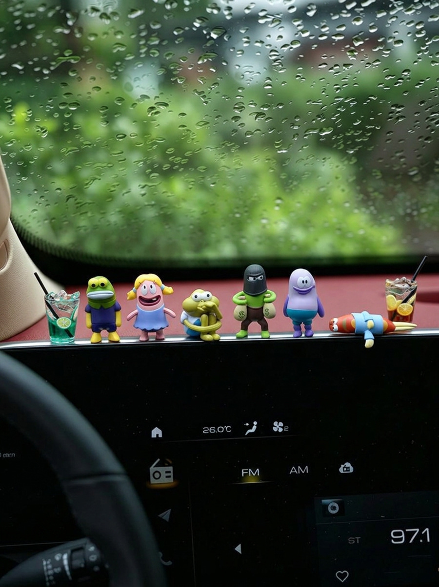 Bikini Bottom residents clownfish car dashboard ornament, rear seat figurine, computer screen decoration, desktop ornament