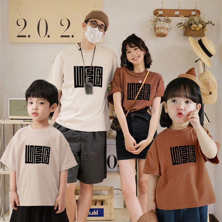 Parent-Child Outfits 2026 Summer New Style Family Outfits for a Family of Three or Four, Stylish Short-Sleeved T-Shirts for Boys and Girls, Rompers