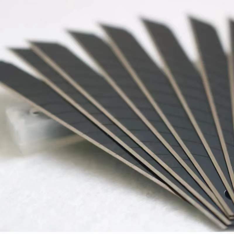 9mm美工刀片全黑刃替换介刀备用工具刀片汽车贴膜壁纸壁布墙专用