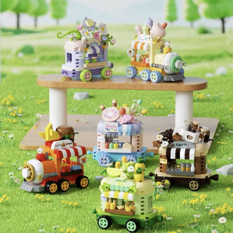 UQ's new gourmet train micro-particle building block ornaments wholesale toys for boys and girls UQ's new gourmet train micro-particle building block ornaments wholesale toys for boys and girls