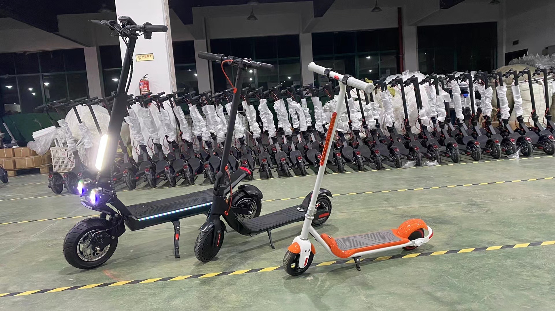 F10 electric scooers 8.5寸成人电动滑