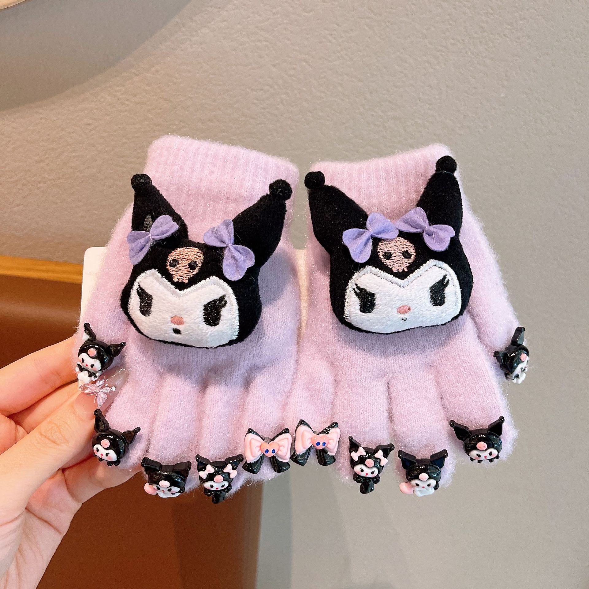 Black Kuromi pair [recommended for ages 3-6]