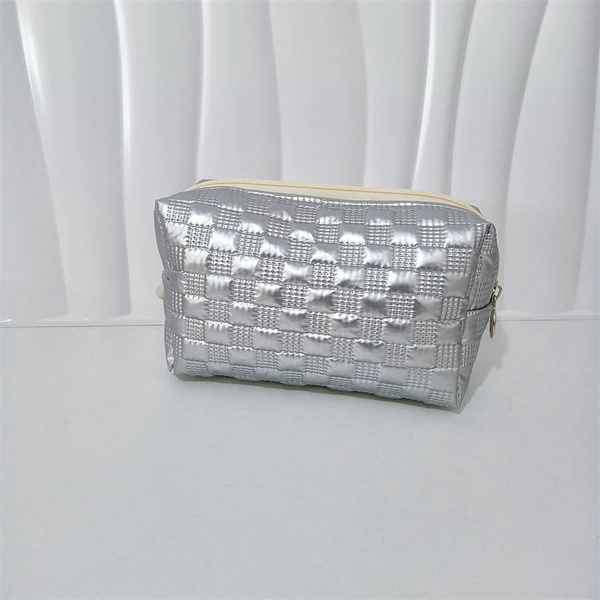 Silver square grid