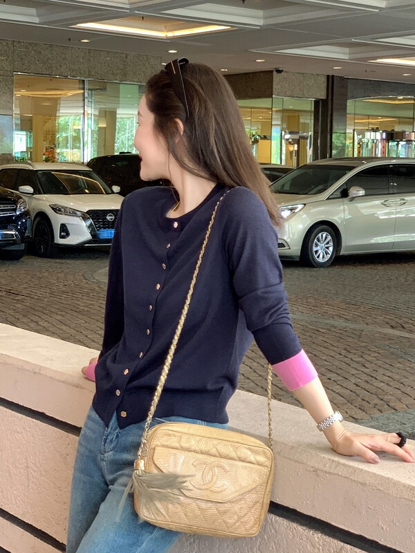 莉贝琳sisy店主自留~黑标邂逅针织衫美利奴羊毛撞色长袖上衣女|undefined