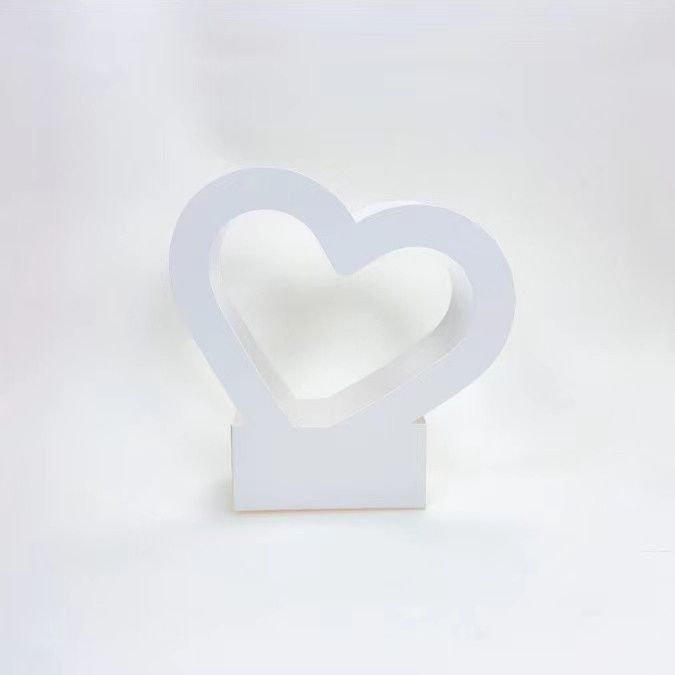 Cesta de flores portátil coreana creativa, caja de regalo en forma de corazón festivo, caja de papel, caja de embalaje de arreglos florales al por mayor, bolsa de caja de flores