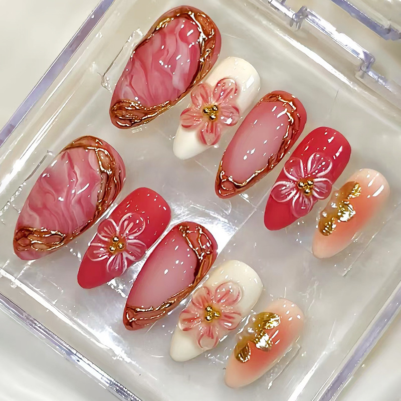 New Hot-Selling 2026 Cross-Border Wearable Nails, 3D Carved Diamond-Encrusted Almond Nails, Gold Lines, Milky Apricot, Ice-Clear