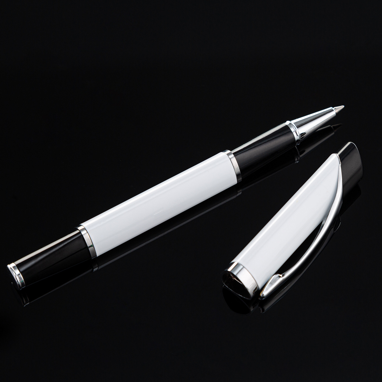 Triángulo firma bolígrafo en stock al por mayor triángulo pluma de metal pluma de publicidad triángulo pluma de gel a base de agua