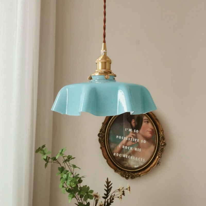 Cream Style Light Luxury Octagonal Flower Lamp Modern High-end Sense Restaurant Cafe Chandelier Japanese Style Cartoon Bedroom Bed Lamp