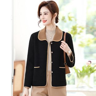 Middle-aged and elderly women's new spring short top mother lapel elegant fashion short mother coat
