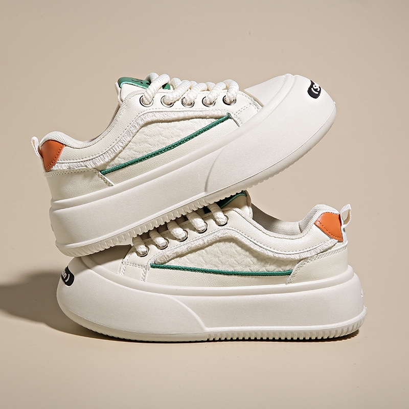 2024 Petites chaussures blanches Printemps pour femmes Nouvelle édition coréenne Instagram Étudiante Étudiante Loisirs Sports Chaussures de planche polyvalentes Street Shoot_voghion.com