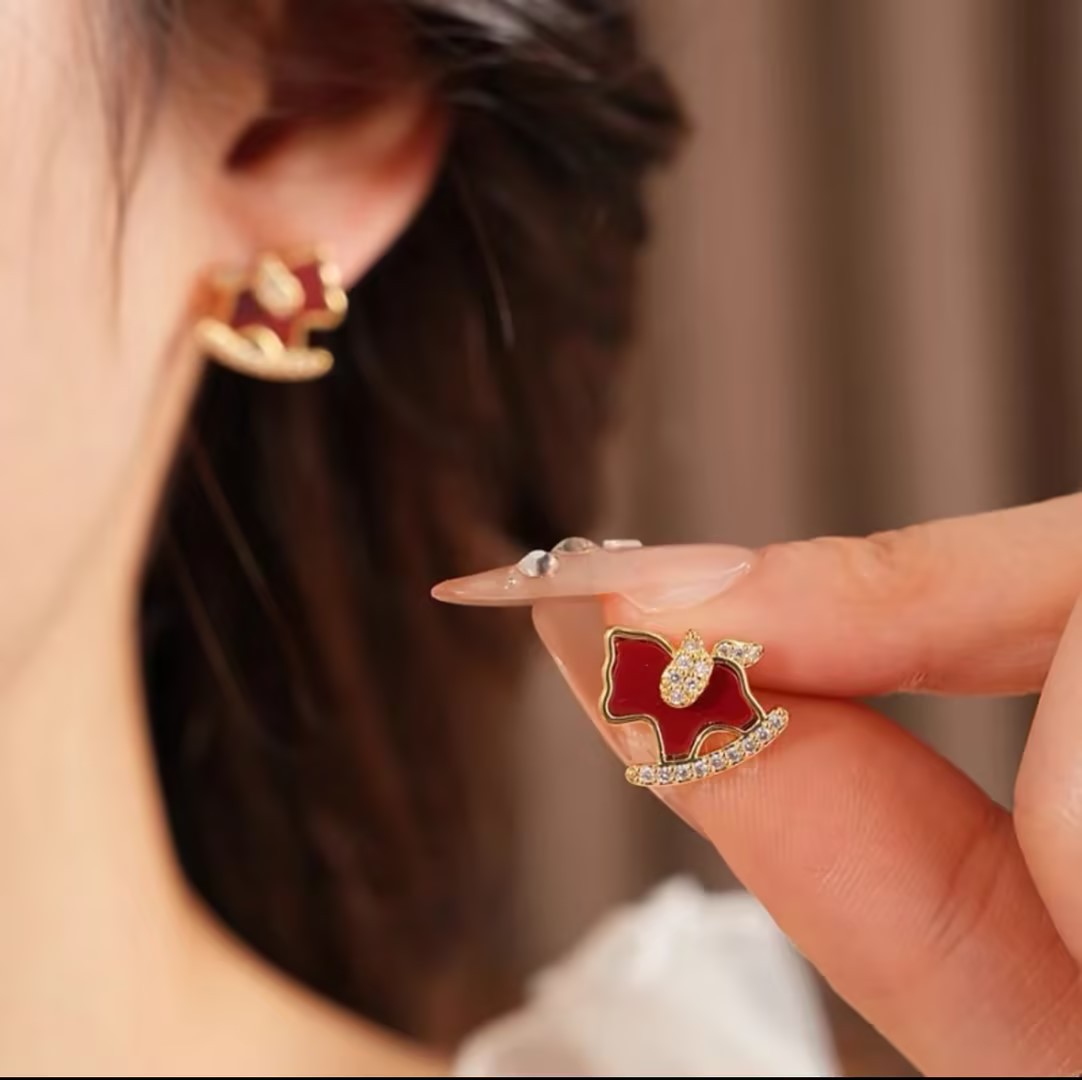 Wxe5429y pony earrings