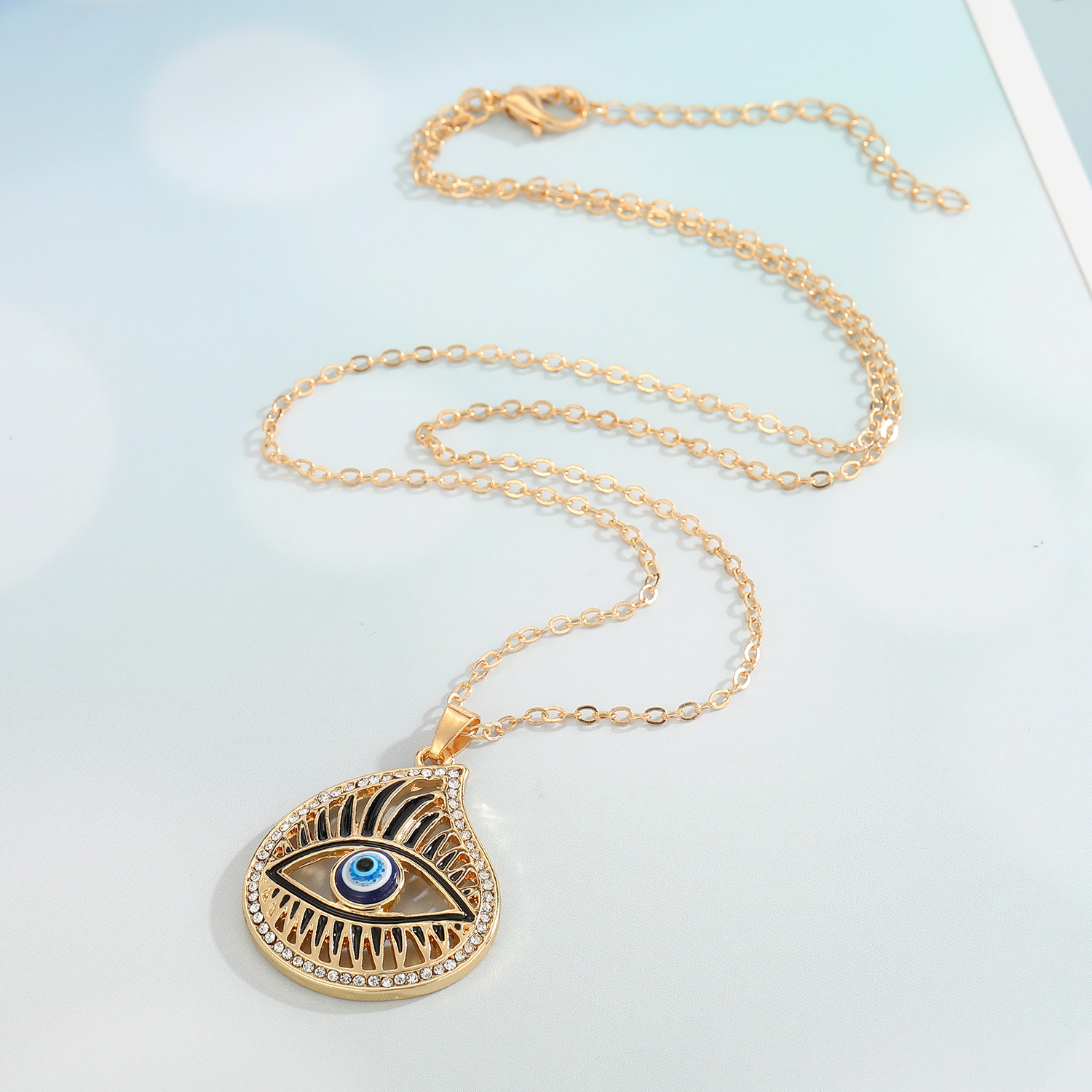 New Turkey Demon Eye Diamond Hollow Pendant Necklace Wholesale Nihaojewelry display picture 2