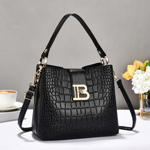 �¿�ʯ�^���y������sŮ����μ�б������n�泱�ļ���б��ˮͰ��